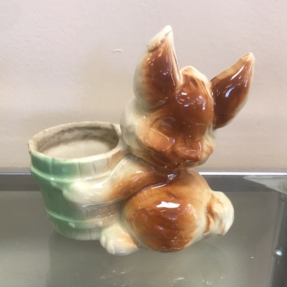 Vintage Hull 1940's Ceramic Bunny with Barrel Planter - Picture 2 of 6
